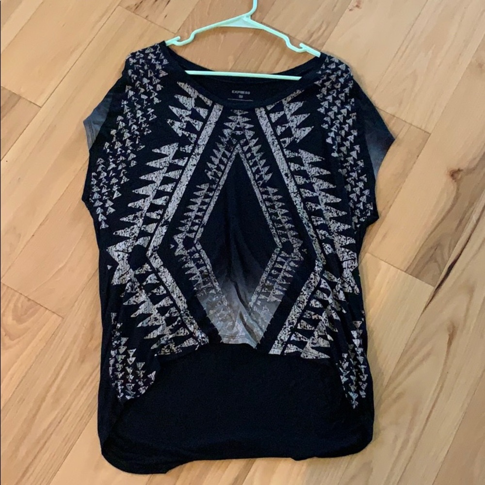 Super cute Aztec high low shirt!